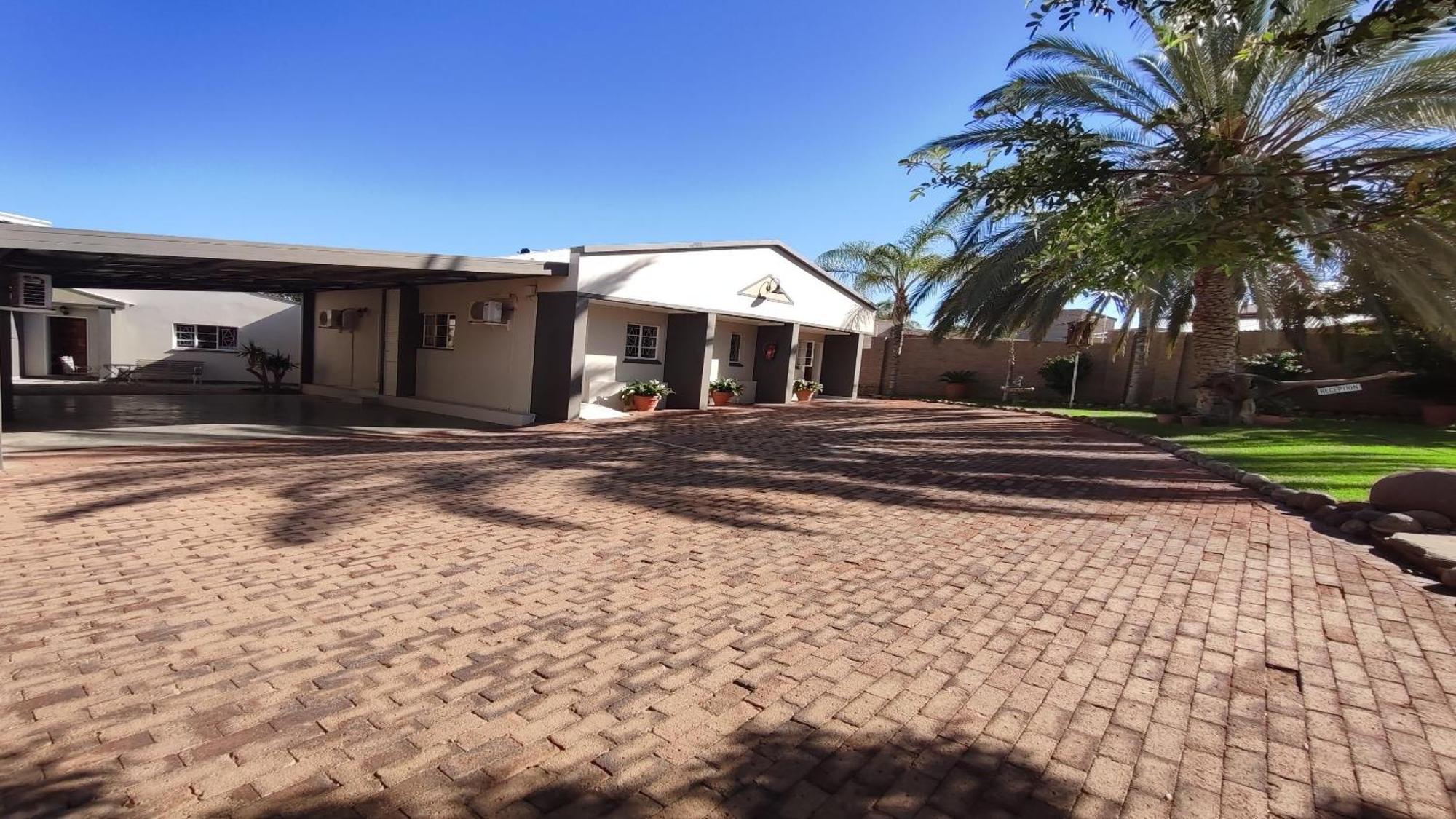 Bird'S Nest Guest House Keetmanshoop Buitenkant foto