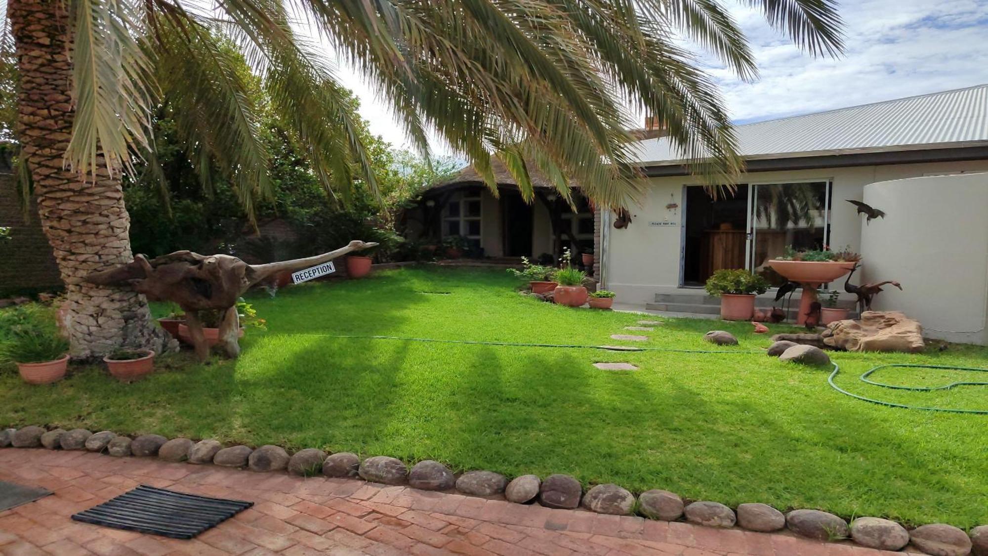 Bird'S Nest Guest House Keetmanshoop Buitenkant foto