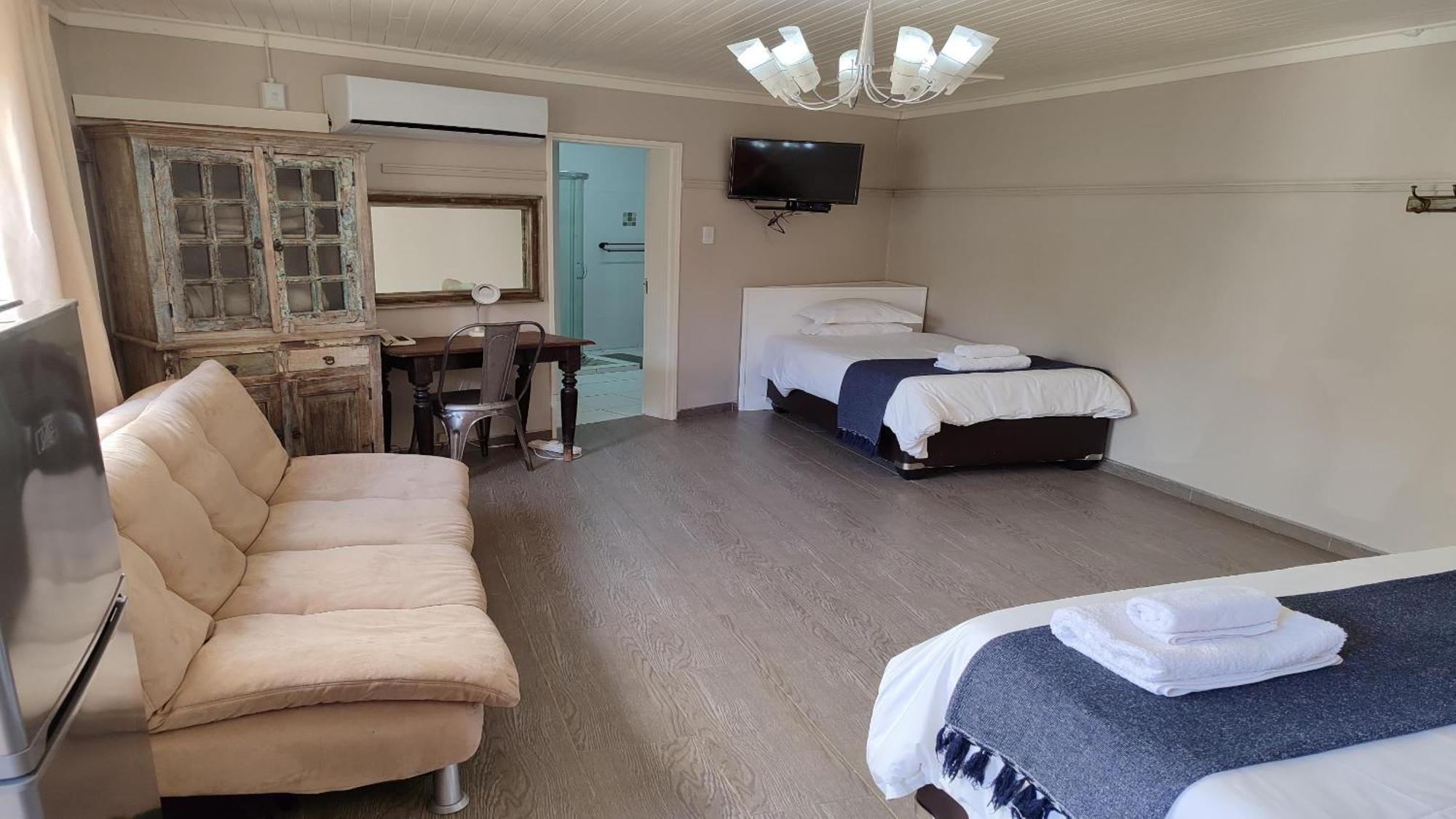 Bird'S Nest Guest House Keetmanshoop Kamer foto