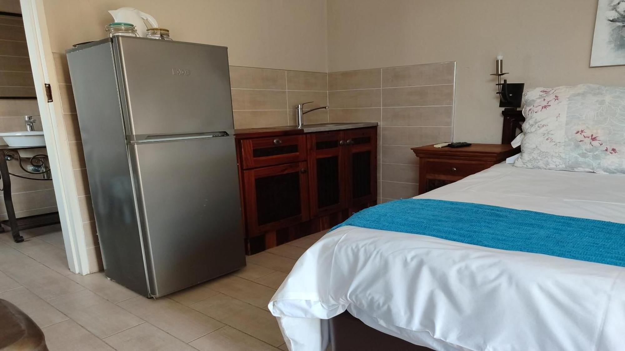 Bird'S Nest Guest House Keetmanshoop Kamer foto